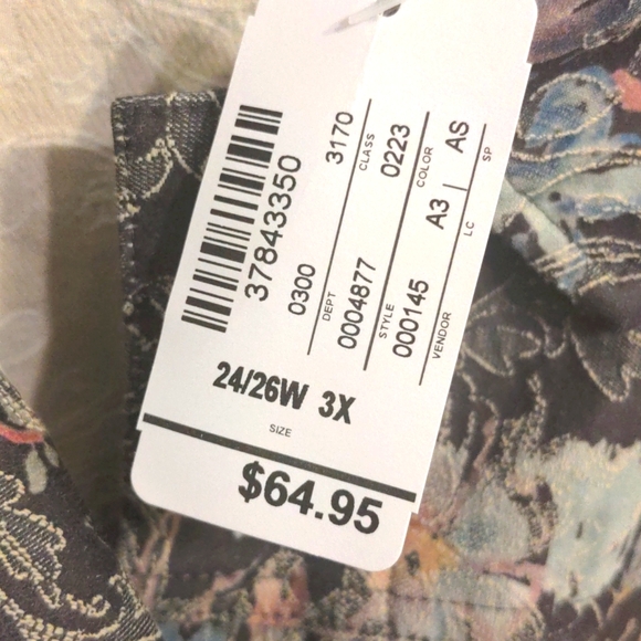 🌼 PRICE DROP...Jean Jacket 🌼 - Picture 7 of 7